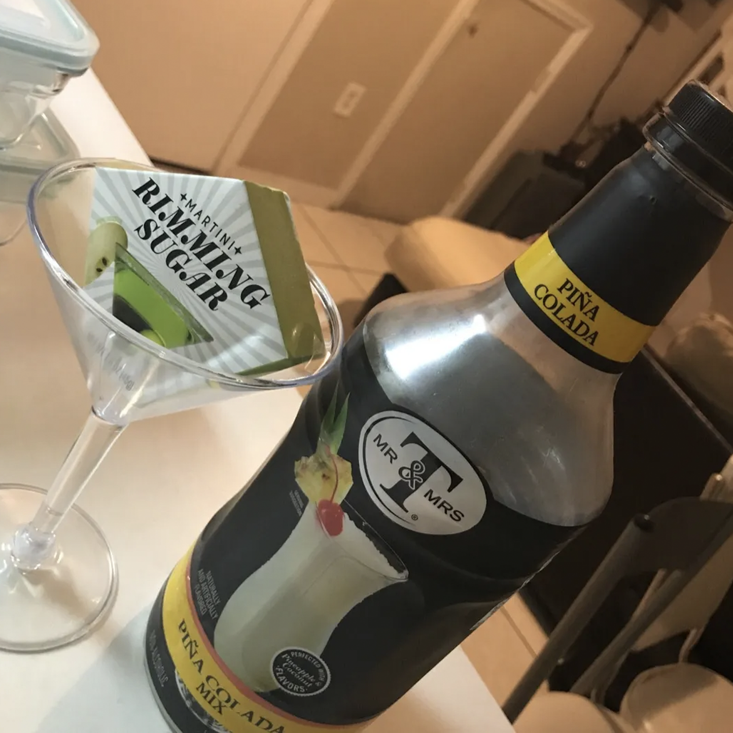 Mr & Mrs T Pina Colada Mix, 1L Bottle, – Premium Cocktail Mixer for Pina Colada Mix, Ready to Use - GoDpsMusic