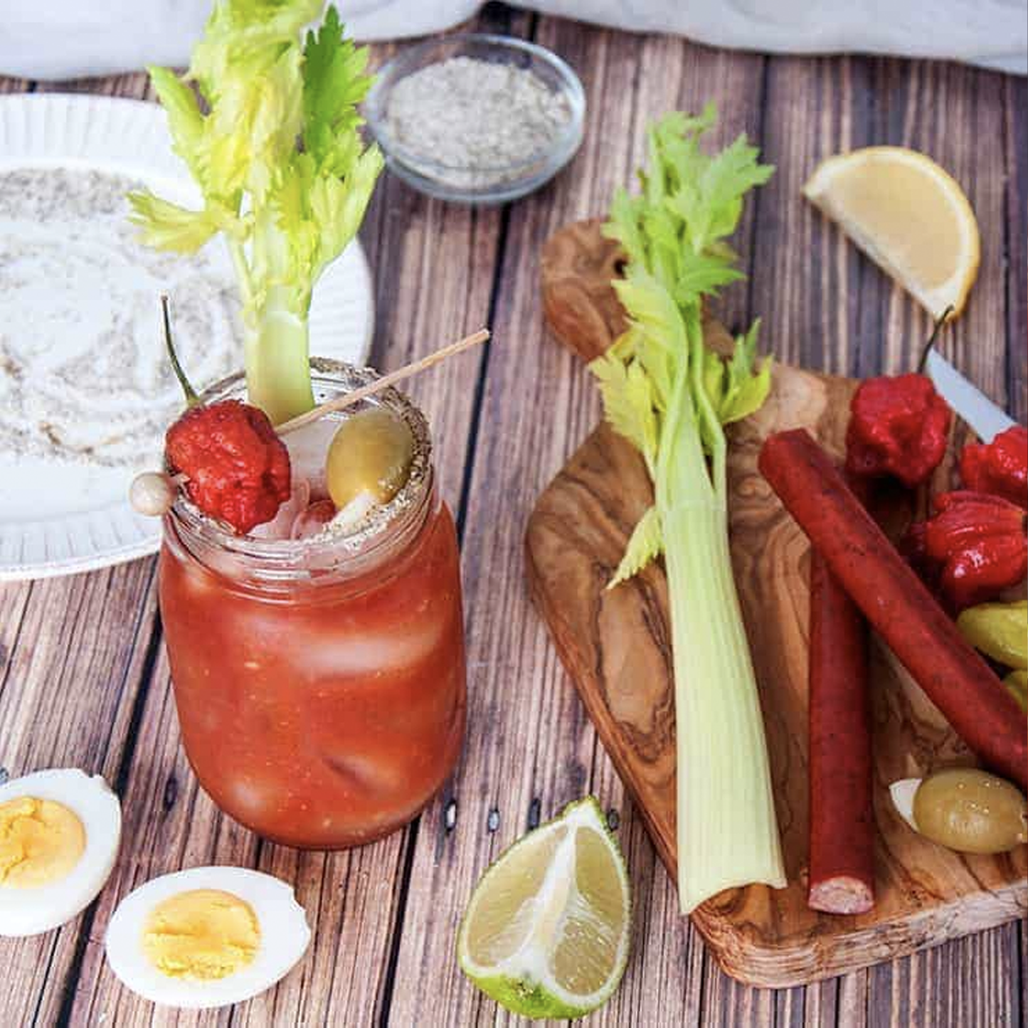 Mr & Mrs T Bold & Spicy Bloody Mary Mix, 1L Bottle, – Premium Cocktail Mixer for Spicy Bloody Marys, Ready to Use - GoDpsMusic