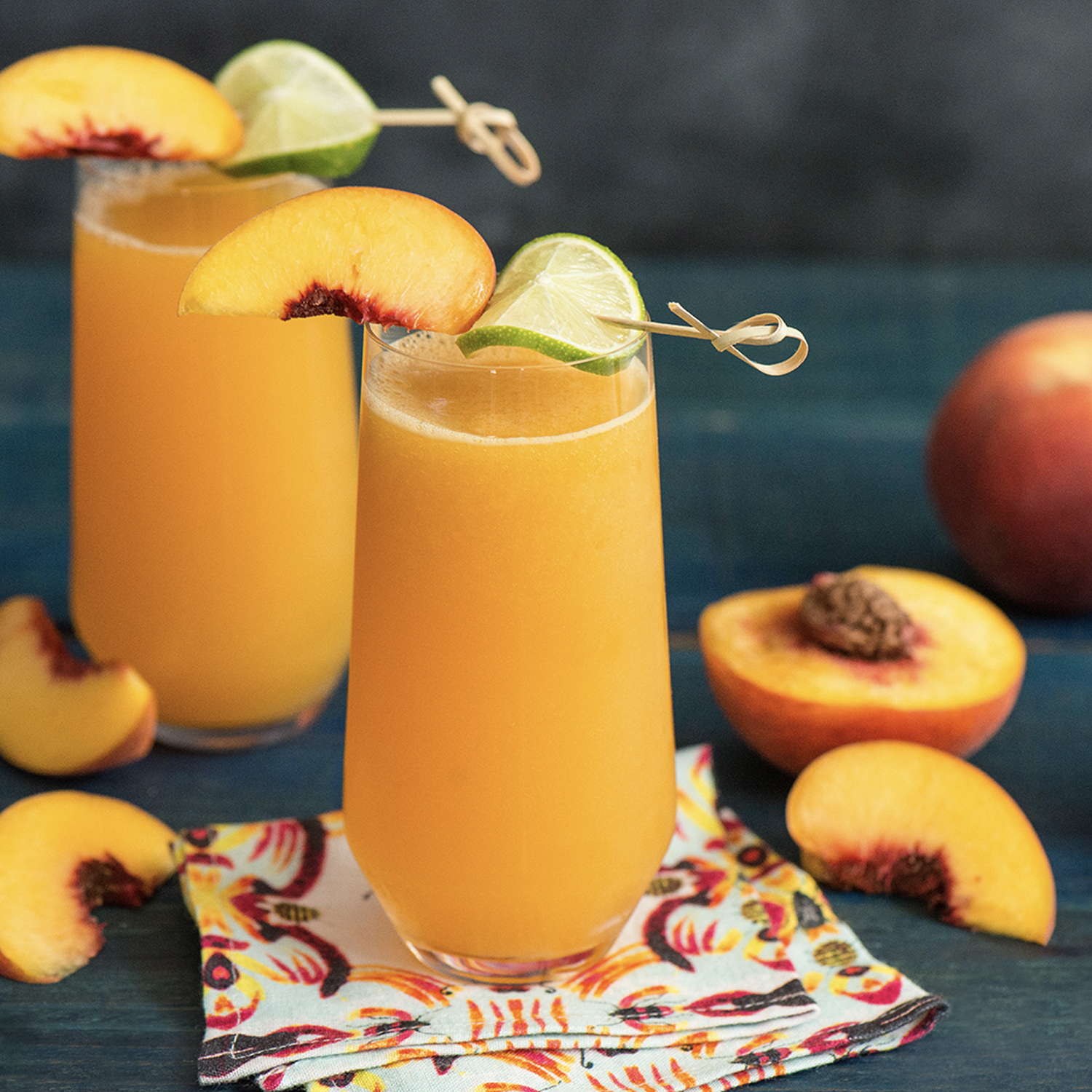 Stirrings Peach Bellini Mix 750ml Bottles - Real Juice No Preservatives - 90 Calories - Drink Mixer - GoDpsMusic